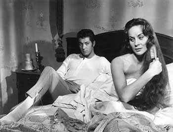 Alida Valli e Farley Granger in Senso di Visconti. Parrucche Rocchetti-Rocchetti