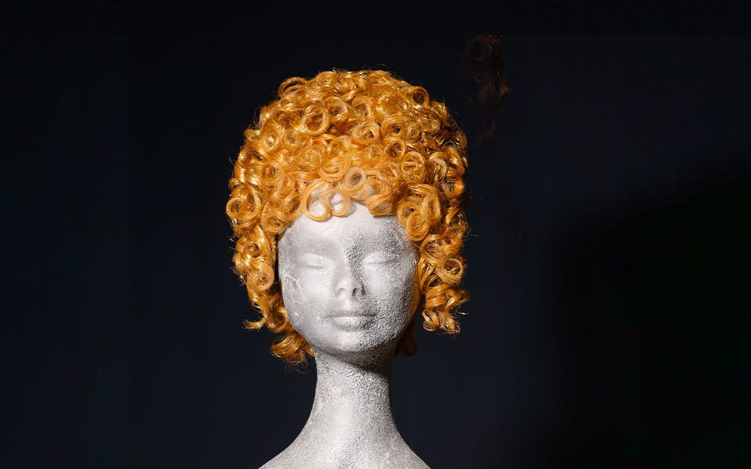 Parrucca bionda per Satyricon