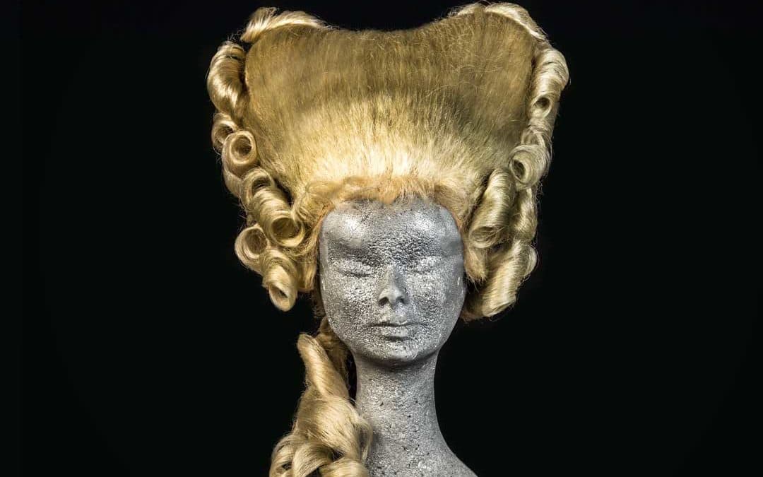 Parrucca 700 con codino