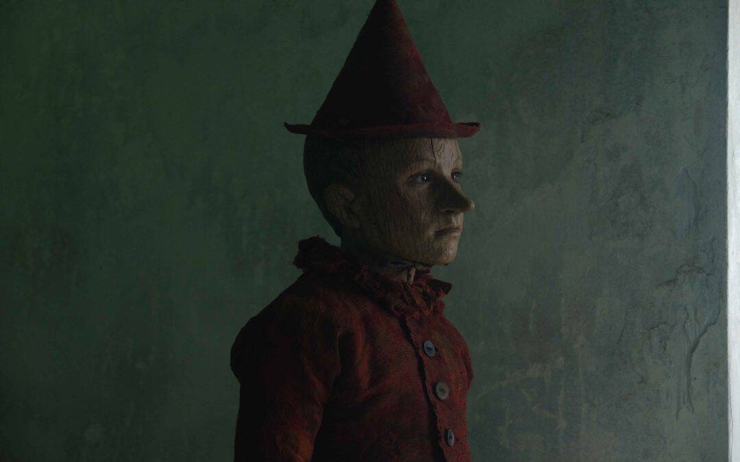 Mostra su Pinocchio dal film di Garrone al Museo del Tessuto di Prato
