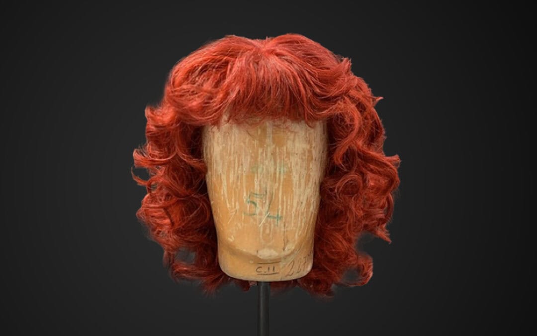 Parrucca rossa stile ondulato