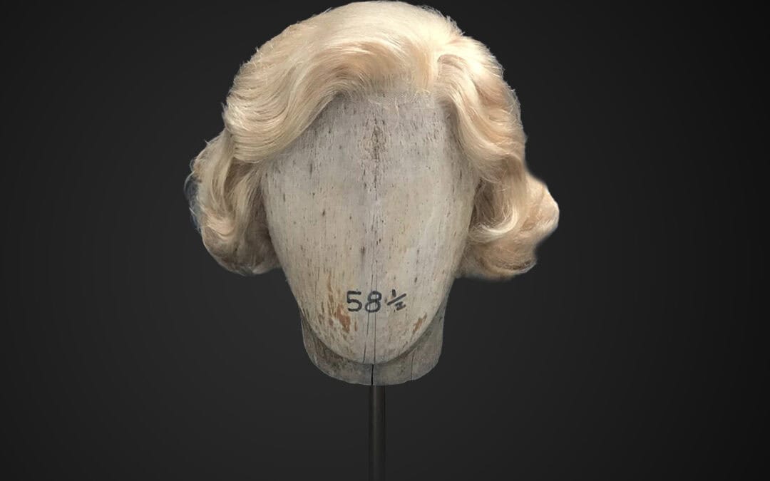 Parrucca bionda stile anni 50