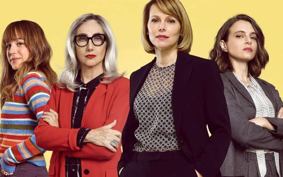 Lunetta Savino in Studio Battaglia interpreta una avvocata insensibile e cinica