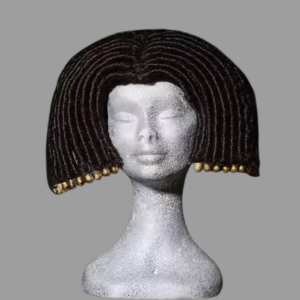 Parrucca Cleopatra con decorazioni in ottone